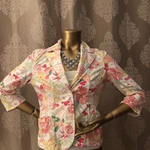NWOT- BASS Floral 3/4 Sleeve Blazer